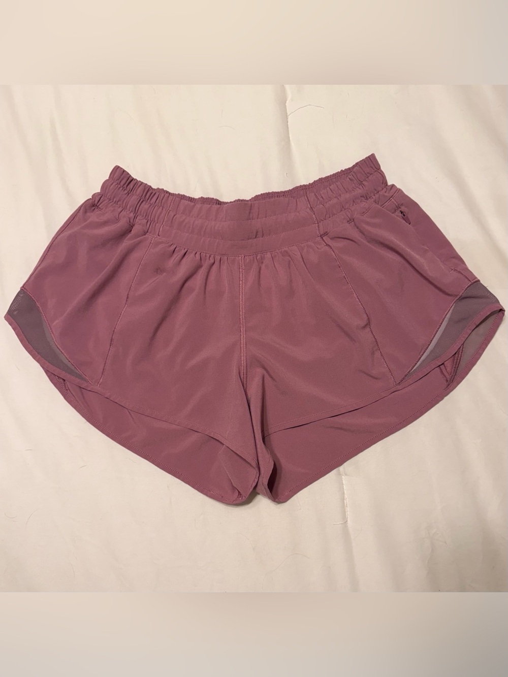 Lululemon LW7AUSR Hotty Hot Lined Shorts 2.5” Size 6 Mauve Pink